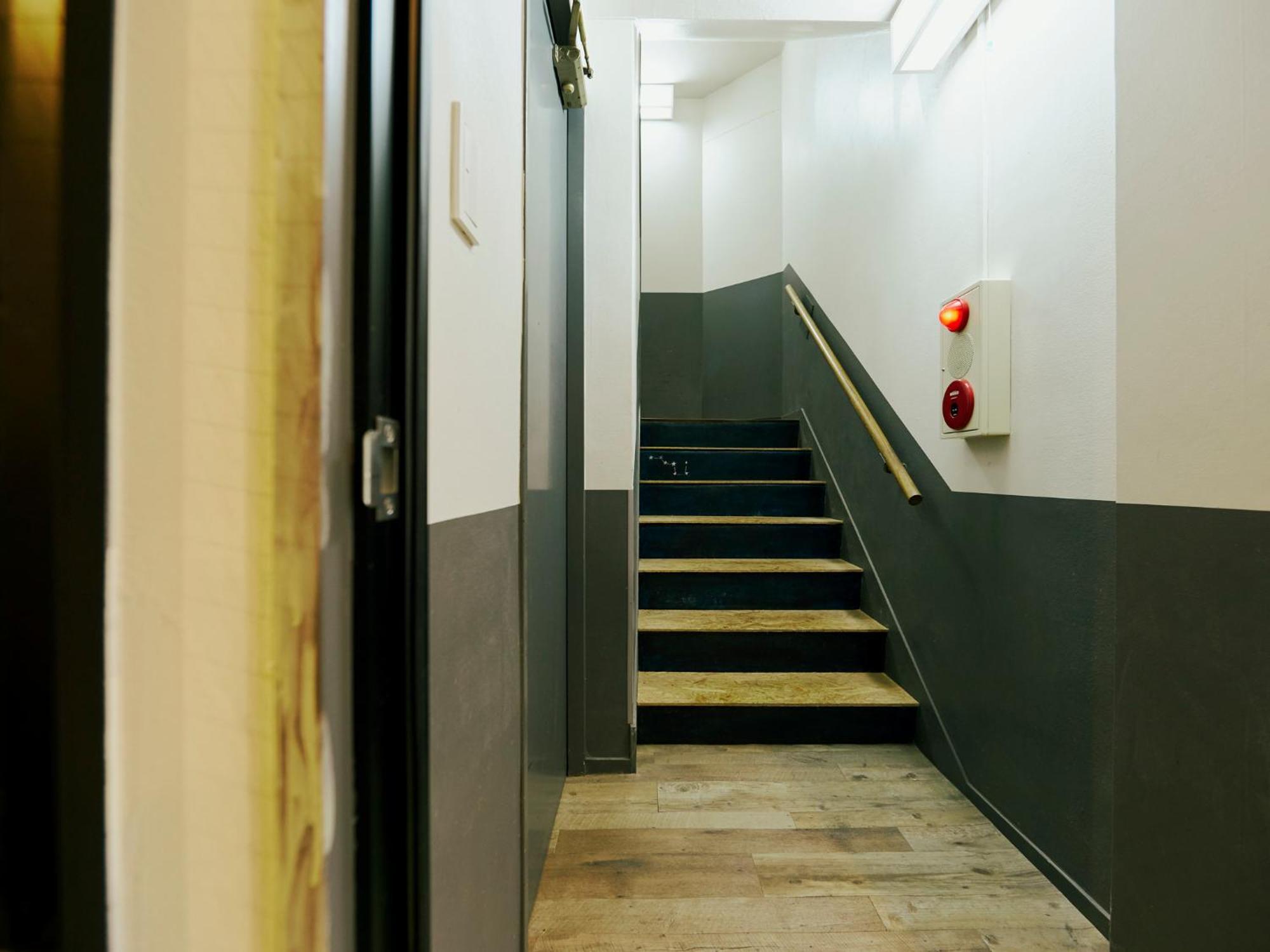 Akasaka Guesthouse Hive طوكيو المظهر الخارجي الصورة