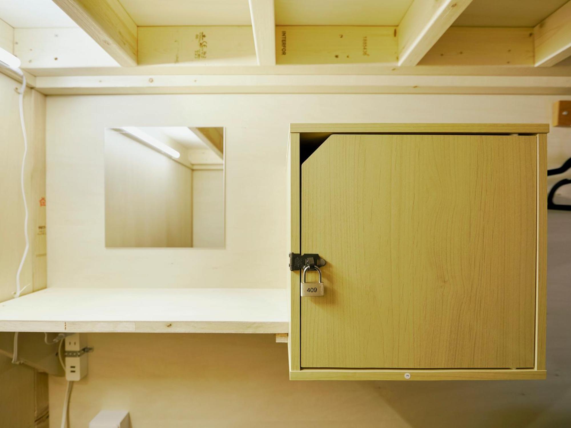 Akasaka Guesthouse Hive طوكيو المظهر الخارجي الصورة