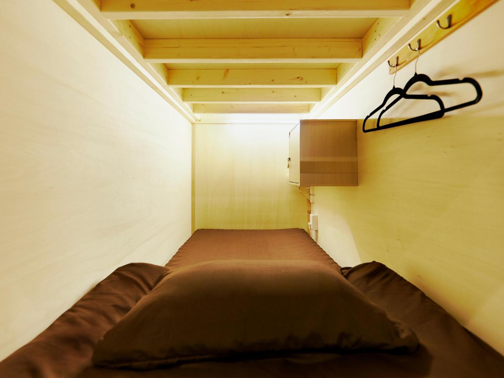 Akasaka Guesthouse Hive طوكيو المظهر الخارجي الصورة